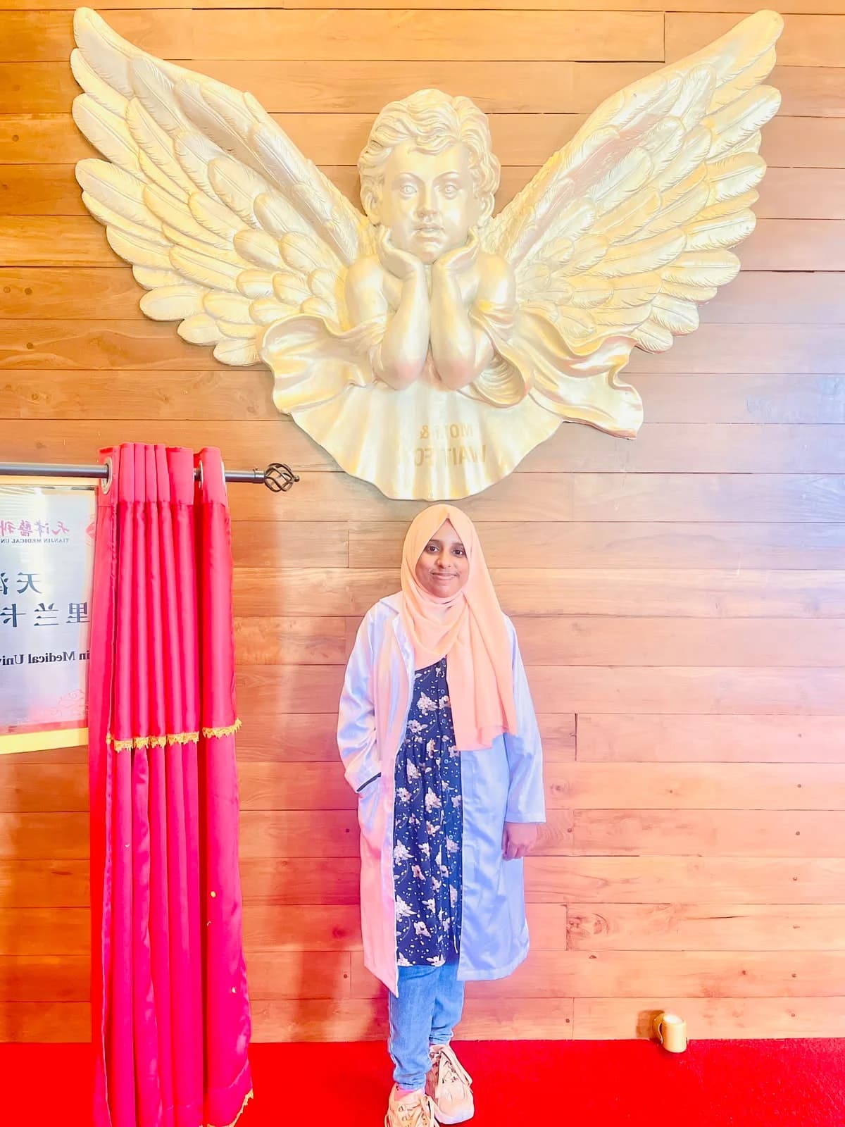 Imasha Imthiyas - teacher in Sri Lanka